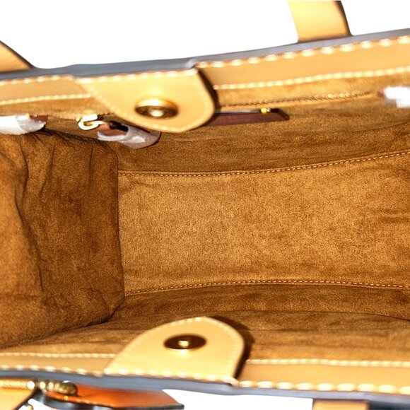 Coach Crossbody Retail $350 - Picture 8 of 10